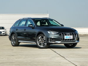 2023款allroad quattro 右前45度