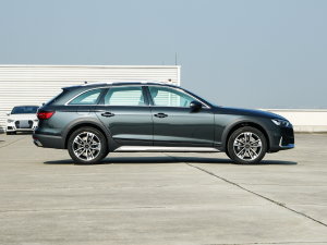 2023款allroad quattro 正侧（右）