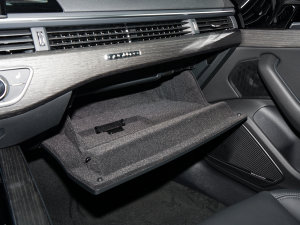 2023款allroad quattro 手套箱