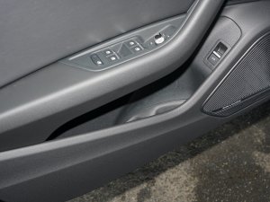 2023款allroad quattro 前门储物空间