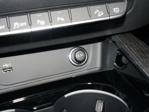 2023allroad quattro п؅^(q)