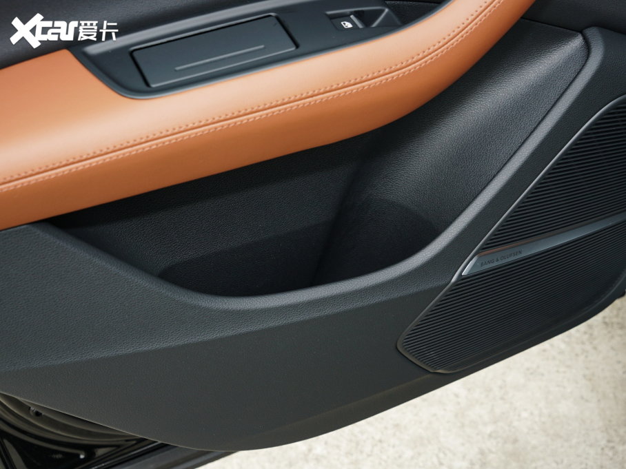 2023��W��Q7 55 TFSI quattro S line�\����