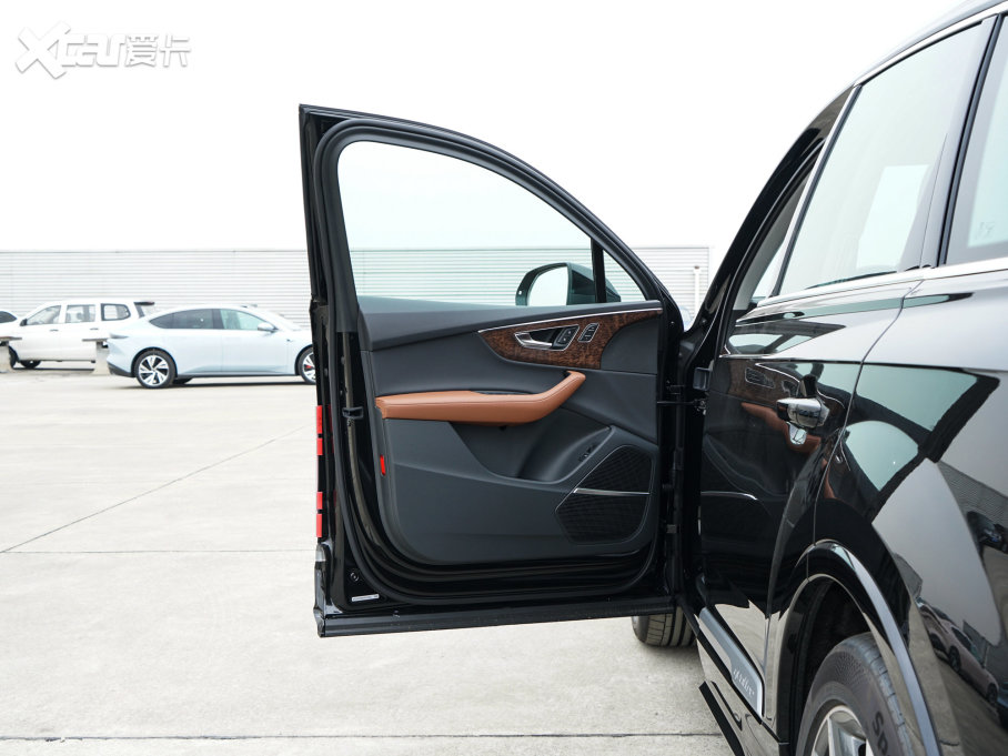 2023WQ7 55 TFSI quattro S line\