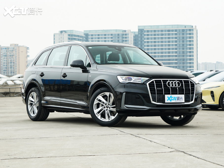 2023µQ7 45 TFSI quattro S line˶