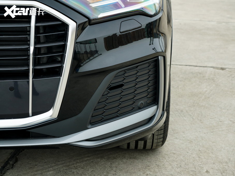 2023��W��Q7 45 TFSI quattro S line�\����