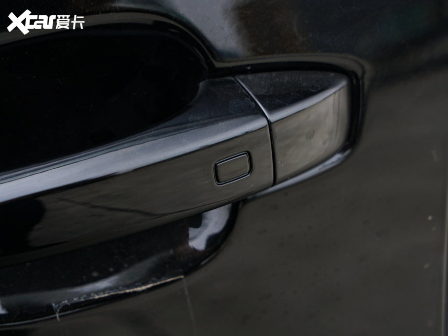 2023��W��Q7 45 TFSI quattro S line�\����