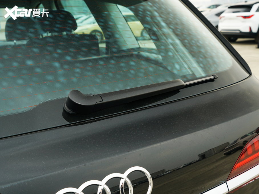 2023��W��Q7 45 TFSI quattro S line�\����