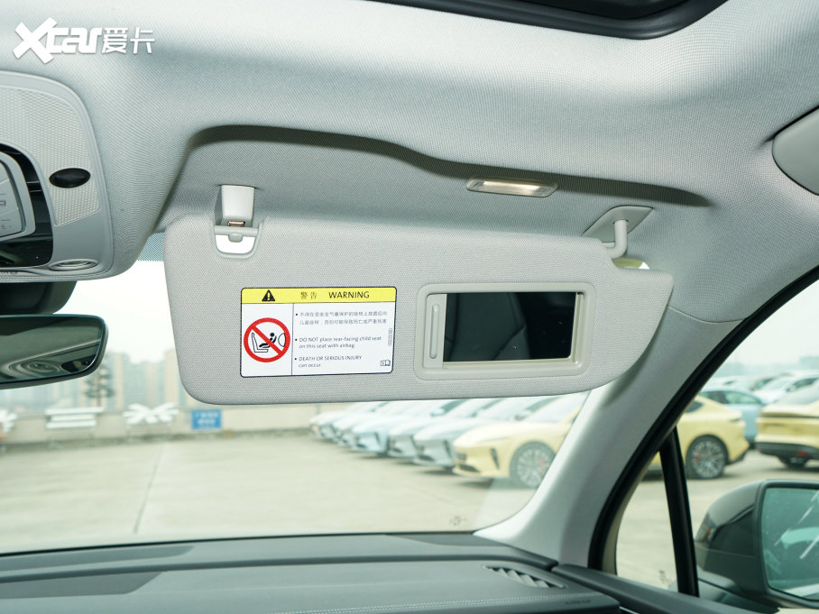 2023��?yu��n)W��Q7 45 TFSI quattro S line�\(y��n)��(d��ng)��