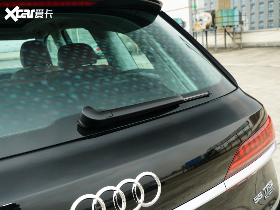 2023?yun)WQ7 55 TFSI quattro S F