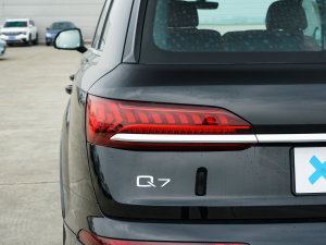 202355 TFSI quattro S line\ ^