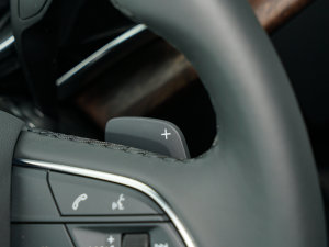 202355 TFSI quattro S line\ п؅^