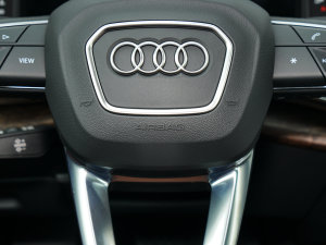 202355 TFSI quattro S line\ п؅^