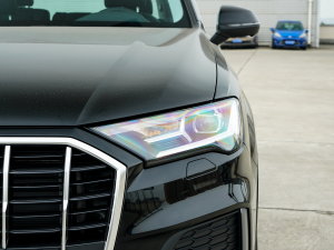 202345 TFSI quattro S line\ ^