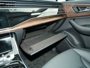 202345 TFSI quattro S line\ 