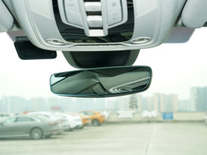 202345 TFSI quattro S line\ ܇ȺҕR