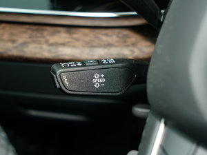 202345 TFSI quattro S line\ п؅^