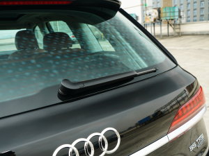 202355 TFSI quattro S F ^