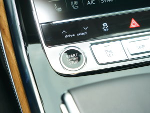 202355 TFSI quattro S F п؅^