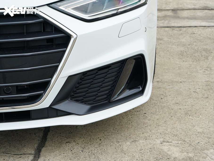 2023��W��A7 40 TFSI ���A��