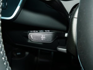 202355 TFSI quattro  п؅^