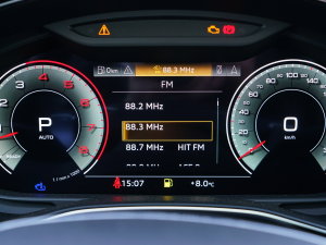 202355 TFSI quattro  п؅^