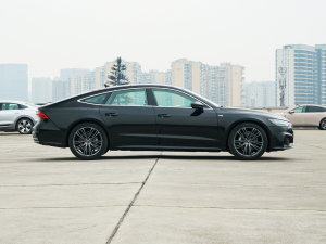 2023款45 TFSI 臻选型 正侧（右）