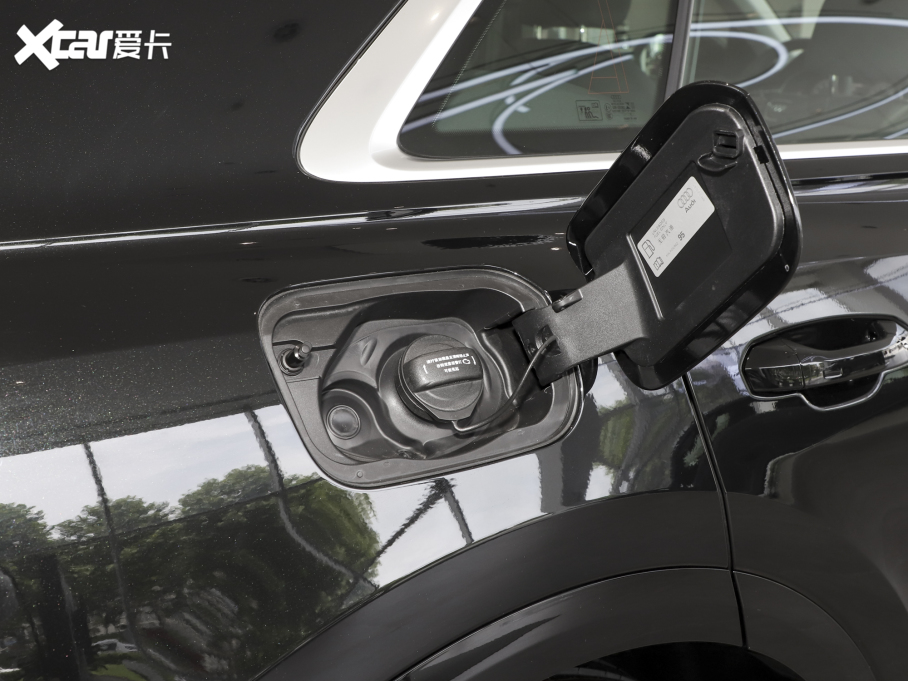 2023��W��Q8 55 TFSI ���A�Ӹ���