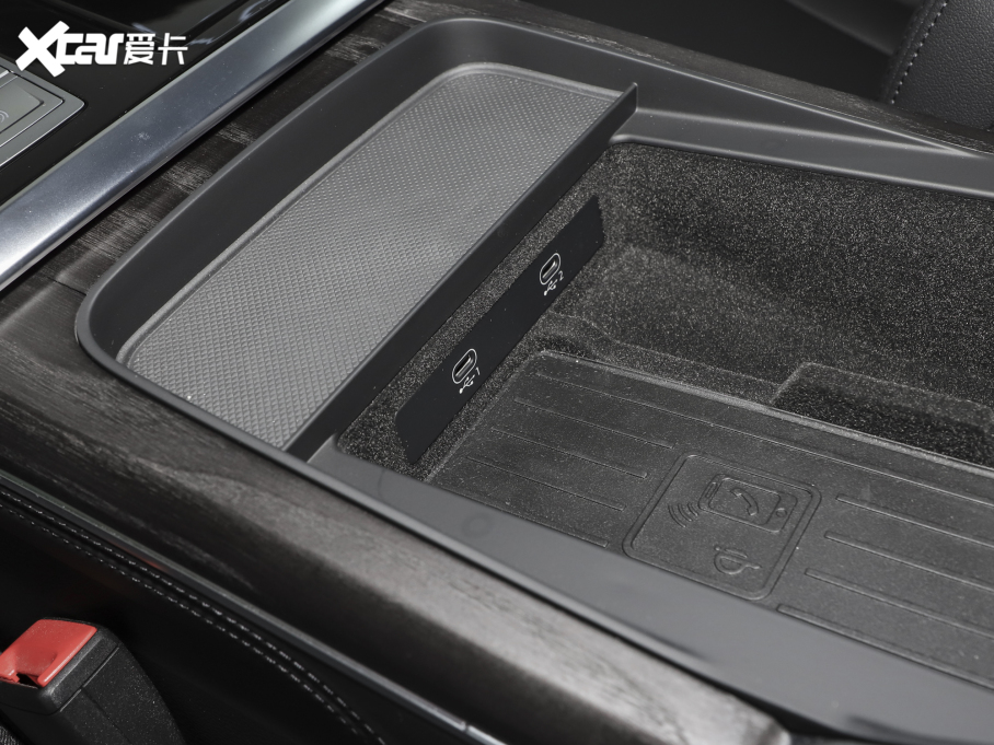 2023��W��Q8 55 TFSI ���A�Ӹ���