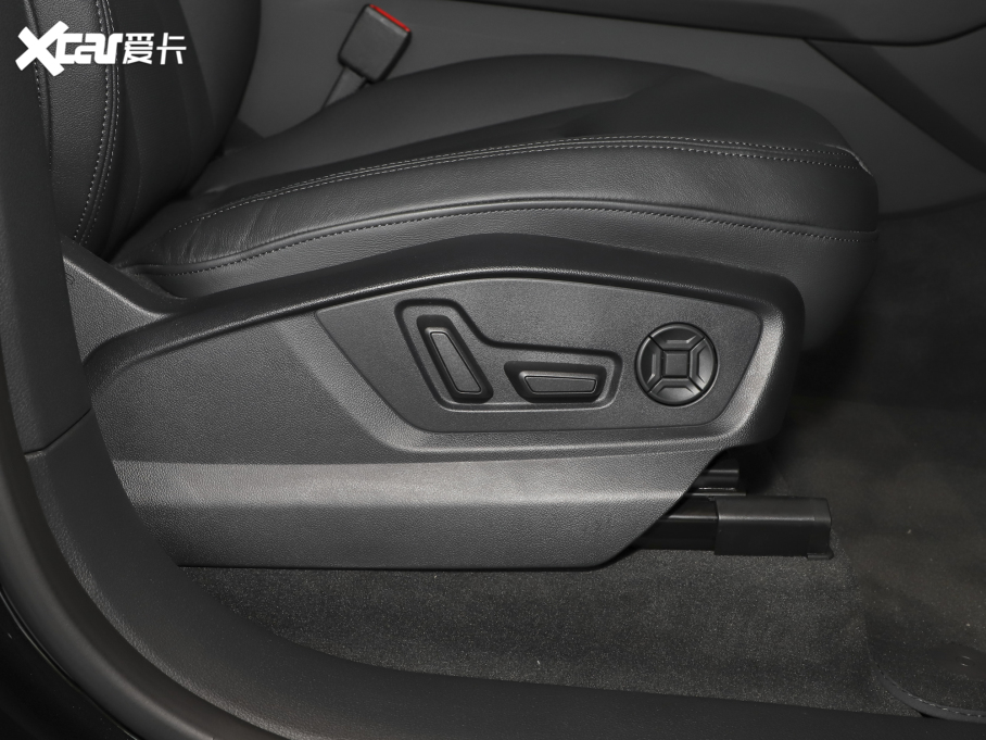 2023��?yu��n)W��Q8 55 TFSI ���A��(d��ng)����