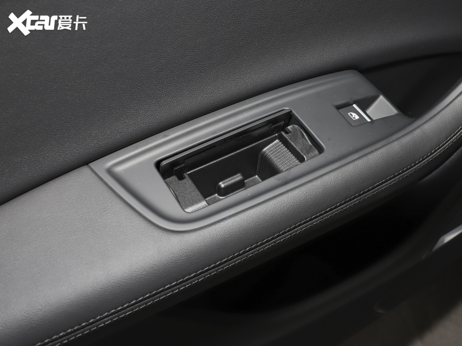 2023��W��Q8 55 TFSI ���A�Ӹ���