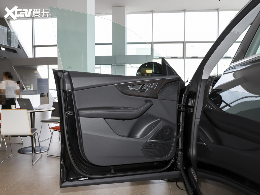 2023��W��Q8 55 TFSI ���A�Ӹ���