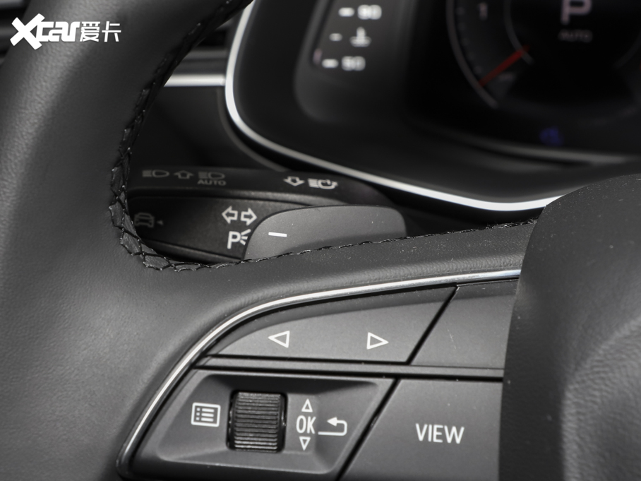 2023��?yu��n)W��Q8 55 TFSI ���A��(d��ng)����