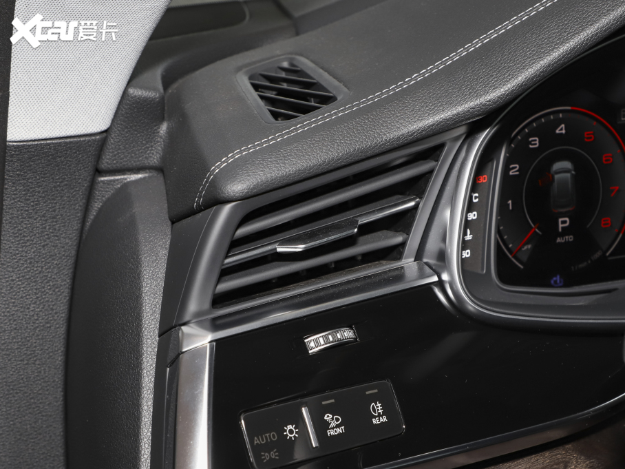 2023��W��Q8 55 TFSI ���A�Ӹ���