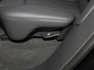 2023��55 TFSI ���A�Ӹ��� ���g����