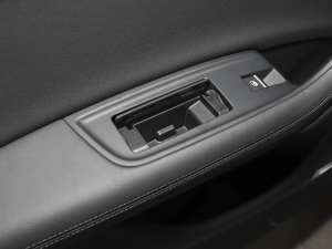 2023��55 TFSI ���A�Ӹ��� ���g����