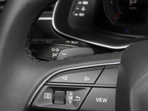 2023��55 TFSI ���A�Ӹ��� �п؅^