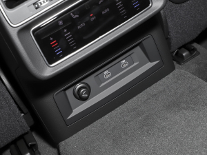 2023��55 TFSI ���A�Ӹ��� �п؅^