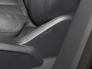 2023��55 TFSI ���A�Ӹ��� �п؅^