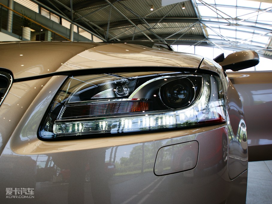 2010��?yu��n)W��A5 Cabriolet 2.0TFSI Cabriolet