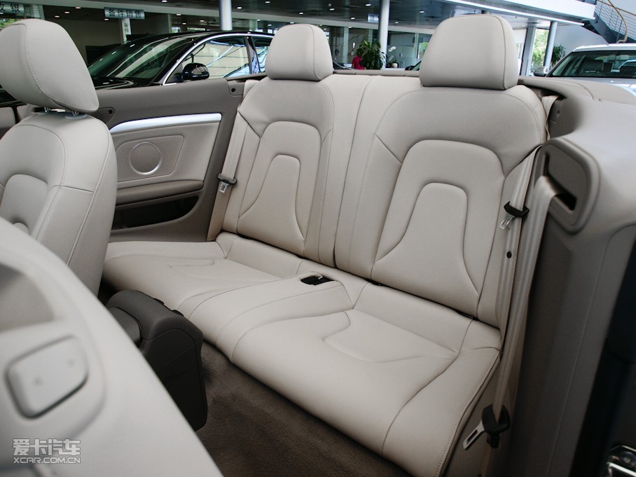 2010��W��A5 Cabriolet 2.0TFSI Cabriolet