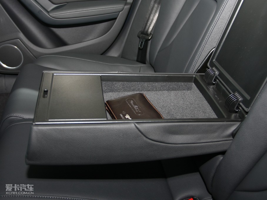 2010WA5 2.0TFSI Sportback g(sh)