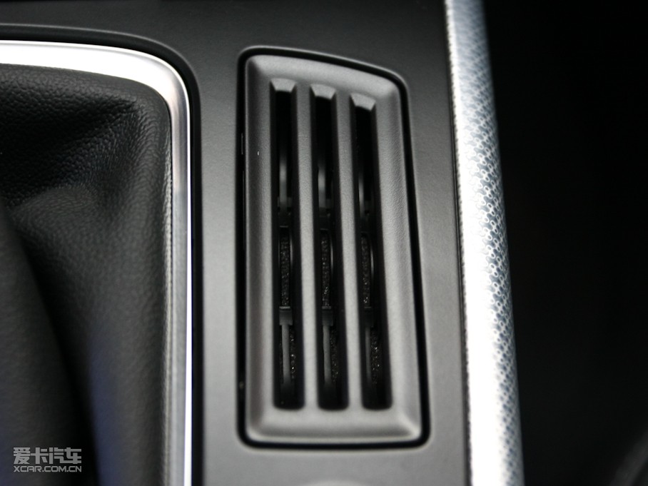 2010?yun)WA5 2.0TFSI Sportback g(sh)