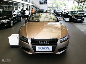 2010��2.0TFSI Cabriolet ���w���^