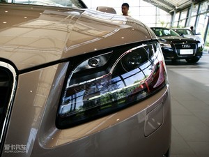 2010��2.0TFSI Cabriolet �������^