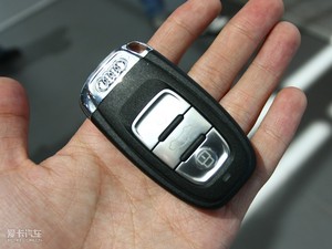 2010款2.0TFSI Sportback 技术型 车钥匙