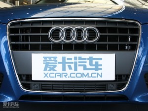 2010款2.0TFSI Sportback 技术型 中网