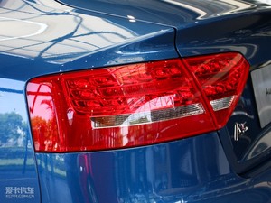 20102.0TFSI Sportback g(sh) (x)(ji)^