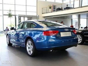 20102.0TFSI Sportback g w^