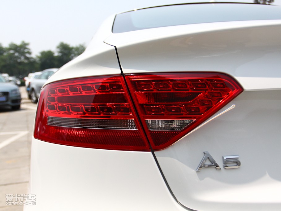 2010WA5 2.0TFSI Sportback A