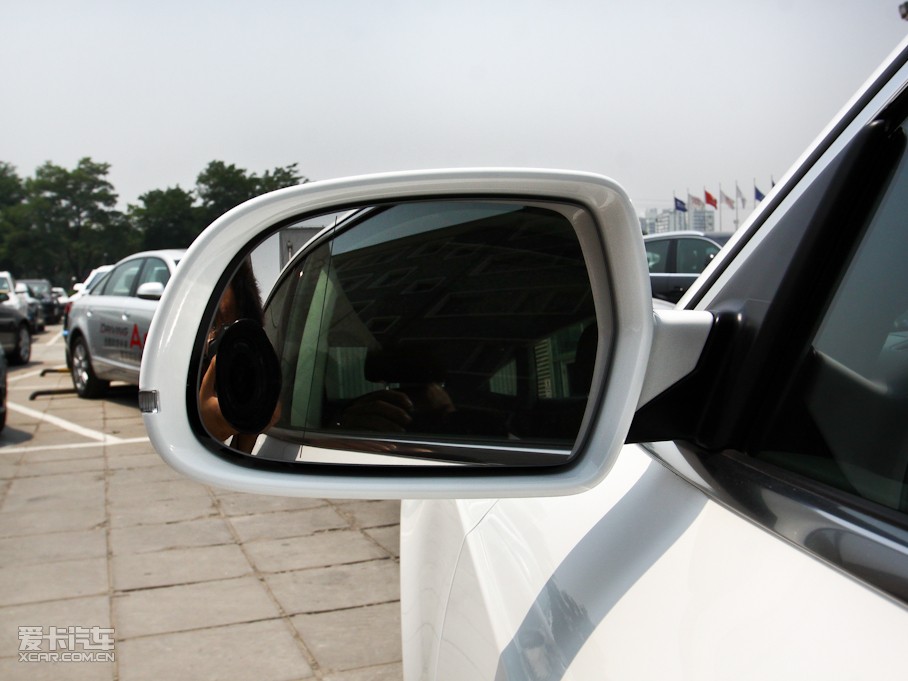 2010?yun)WA5 2.0TFSI Sportback A